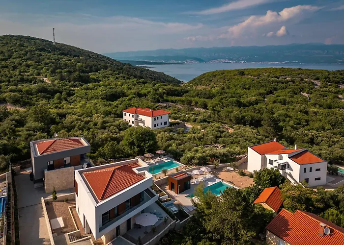 Moana Mit Olivenhain * Vrbnik (Primorje-Gorski Kotar)