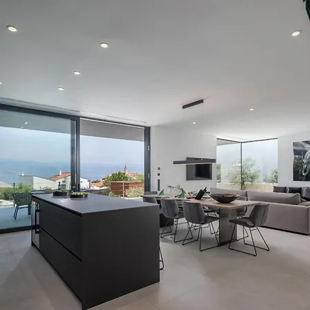 Villa Moana Mit Olivenhain Vrbnik (Primorje-Gorski Kotar)